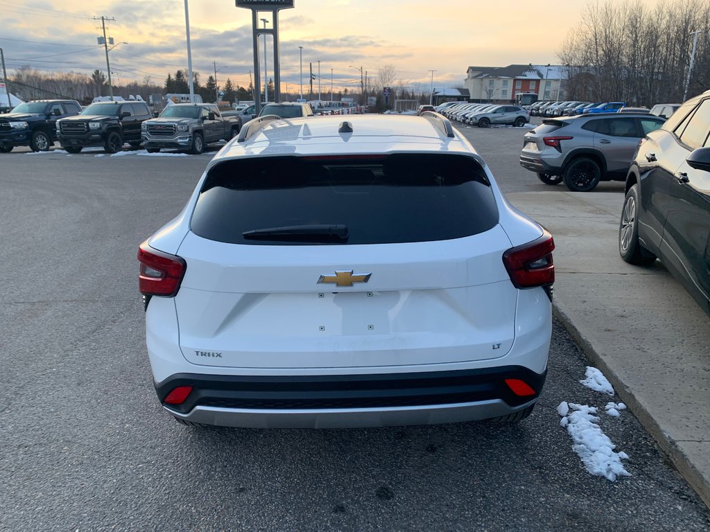 2025 Chevrolet Trax in Sturgeon Falls, Ontario - 4 - w1024h768px