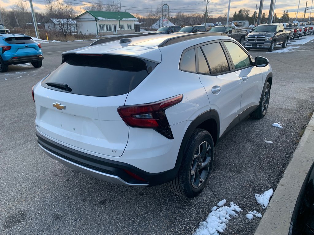 2025 Chevrolet Trax in Sturgeon Falls, Ontario - 5 - w1024h768px