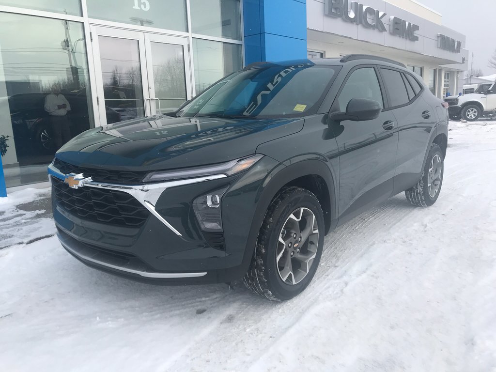 2025 Chevrolet Trax in Sturgeon Falls, Ontario - 1 - w1024h768px