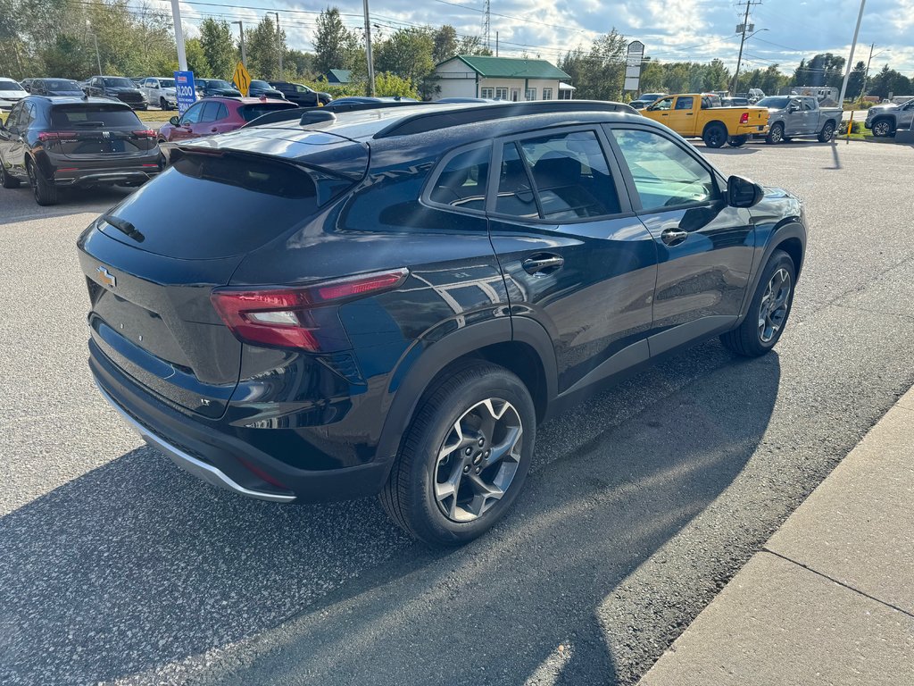 2025 Chevrolet Trax in Sturgeon Falls, Ontario - 5 - w1024h768px