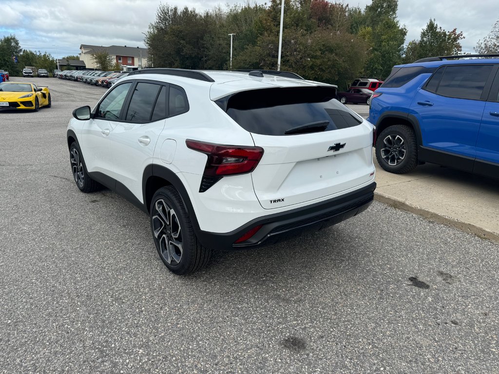 Chevrolet Trax  2025 à Sturgeon Falls, Ontario - 3 - w1024h768px