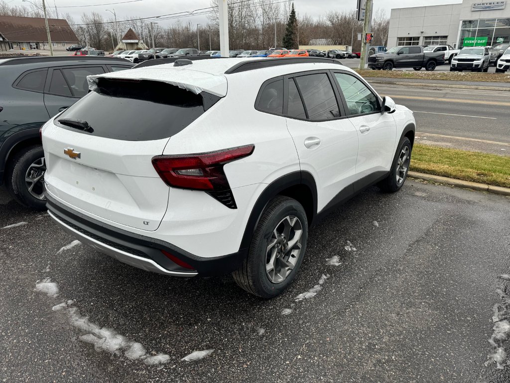 Chevrolet Trax  2026 à Sturgeon Falls, Ontario - 4 - w1024h768px