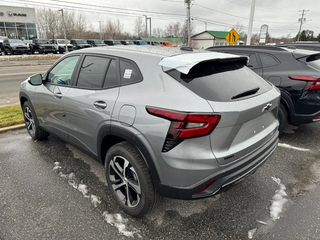 Chevrolet Trax  2026 à Sturgeon Falls, Ontario - 2 - w1024h768px