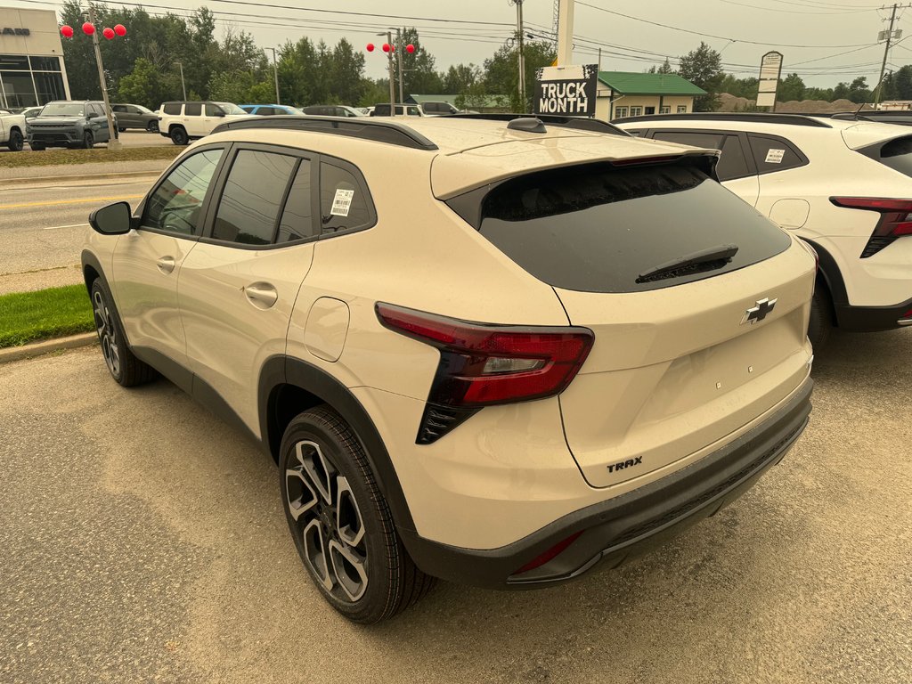 2026 Chevrolet Trax in Sturgeon Falls, Ontario - 2 - w1024h768px