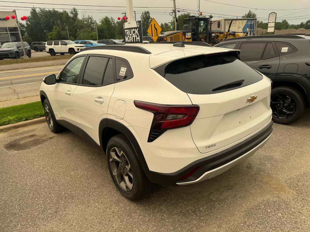 2026 Chevrolet Trax in Sturgeon Falls, Ontario - 2 - w1024h768px