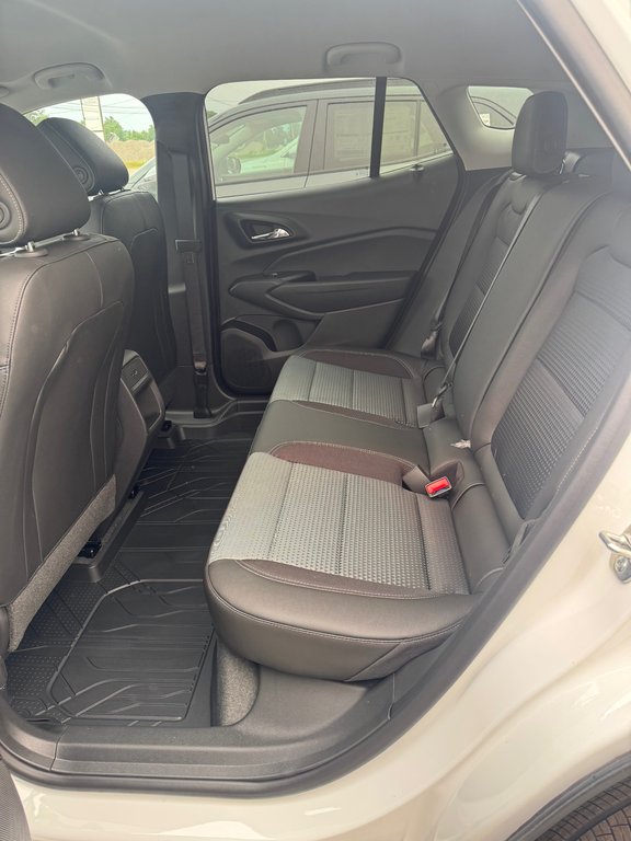 2026 Chevrolet Trax in Sturgeon Falls, Ontario - 7 - w1024h768px