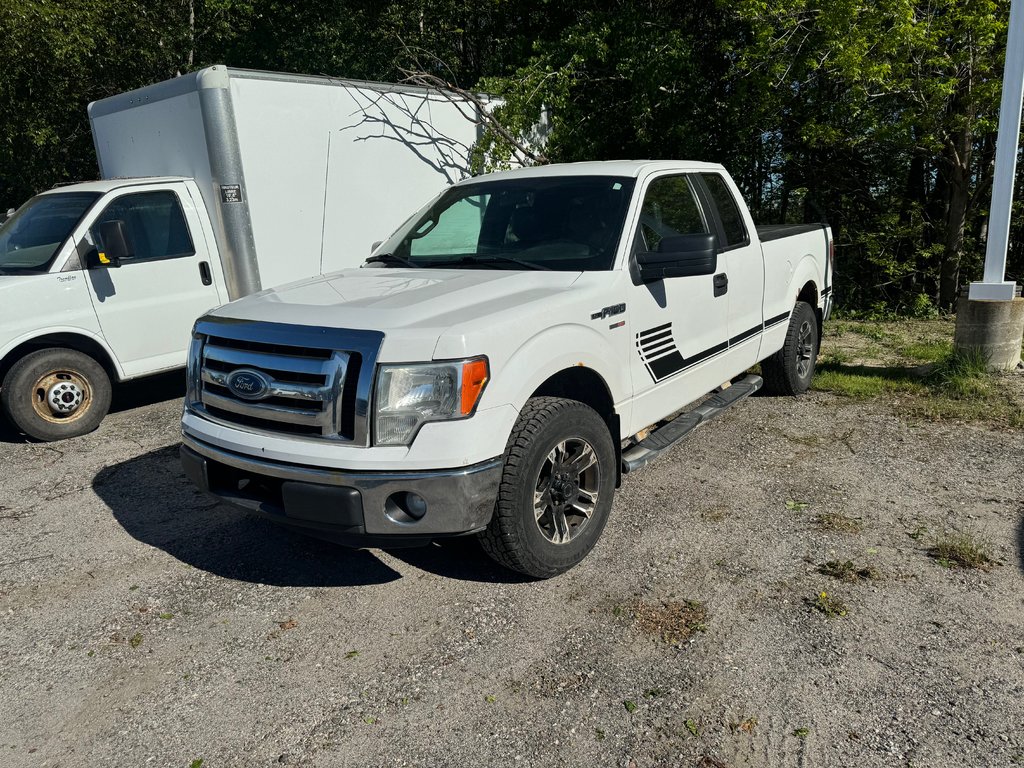 2012 Ford F-150 XLT in Sturgeon Falls, Ontario - 1 - w1024h768px