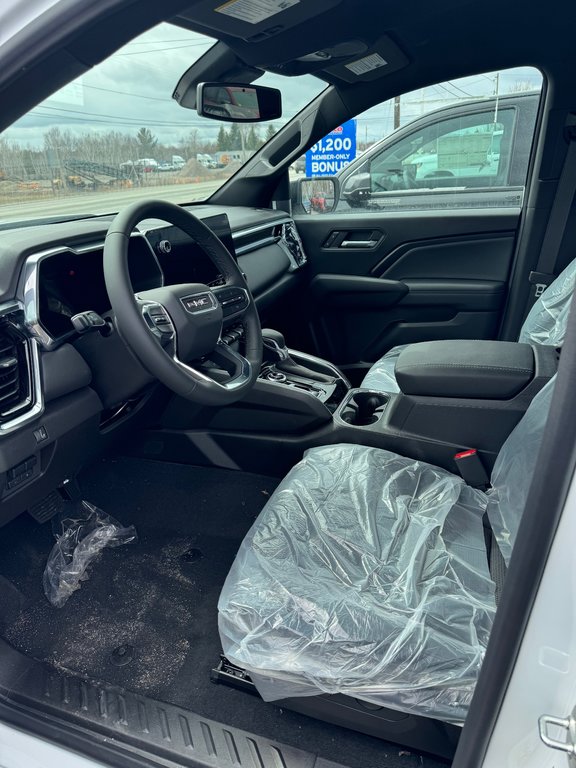 2025 GMC Canyon in Sturgeon Falls, Ontario - 9 - w1024h768px