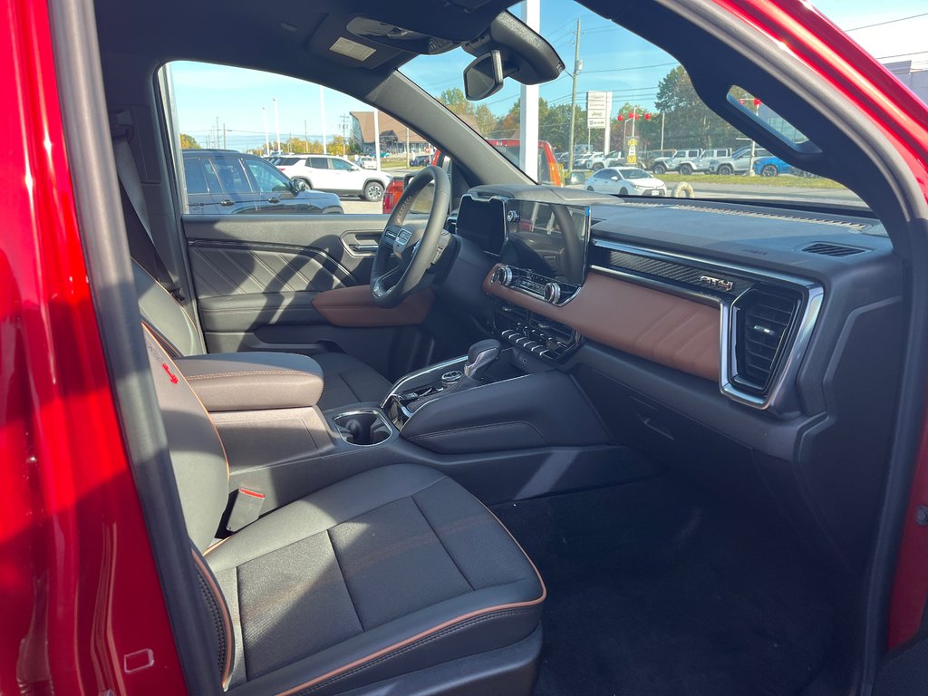 2026 GMC Canyon in Sturgeon Falls, Ontario - 6 - w1024h768px