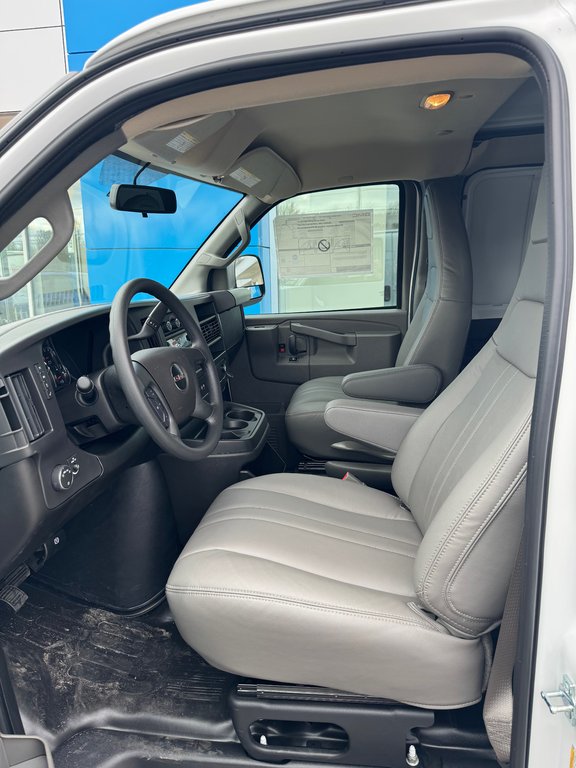 2025 GMC Savana Cargo 2500 in Sturgeon Falls, Ontario - 9 - w1024h768px