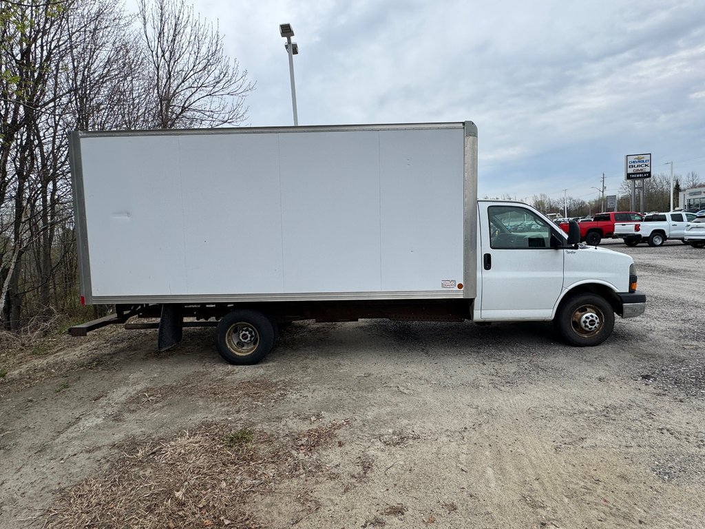2013 GMC Savana Van in Sturgeon Falls, Ontario - 4 - w1024h768px