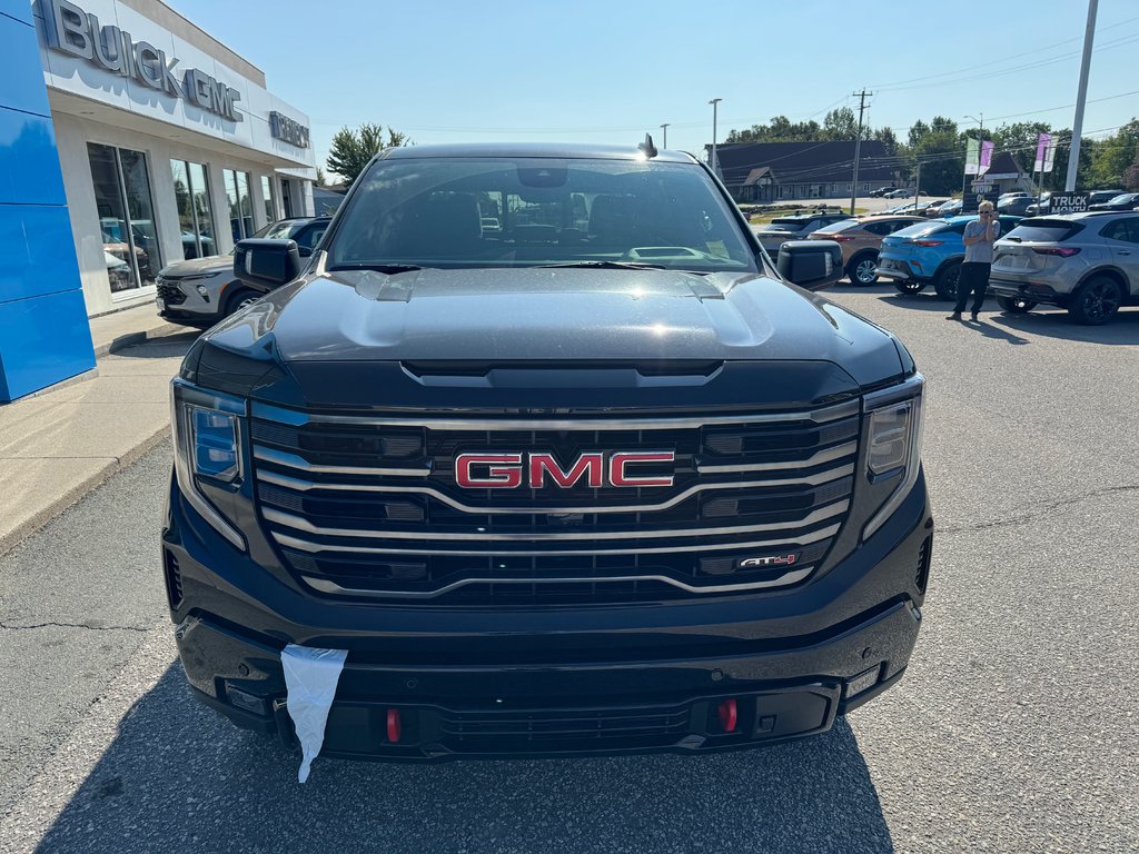 2026 GMC Sierra 1500 AT4 Crew Cab 4WD in Sturgeon Falls, Ontario - 7 - w1024h768px