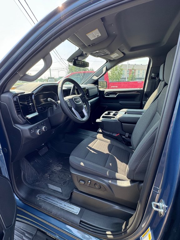 2025 GMC SIERRA 1500 ELEVATION CREW 4WD in Sturgeon Falls, Ontario - 11 - w1024h768px