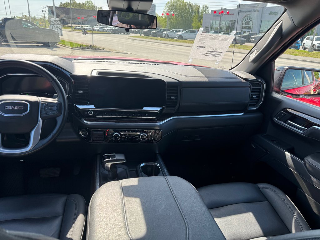 2025 GMC Sierra 1500 Elevation Crew 4WD in Sturgeon Falls, Ontario - 6 - w1024h768px