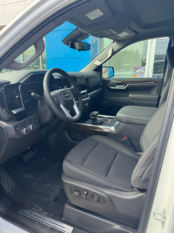 2026 GMC SIERRA 1500 ELEVATION CREW 4WD in Sturgeon Falls, Ontario - 10 - w1024h768px