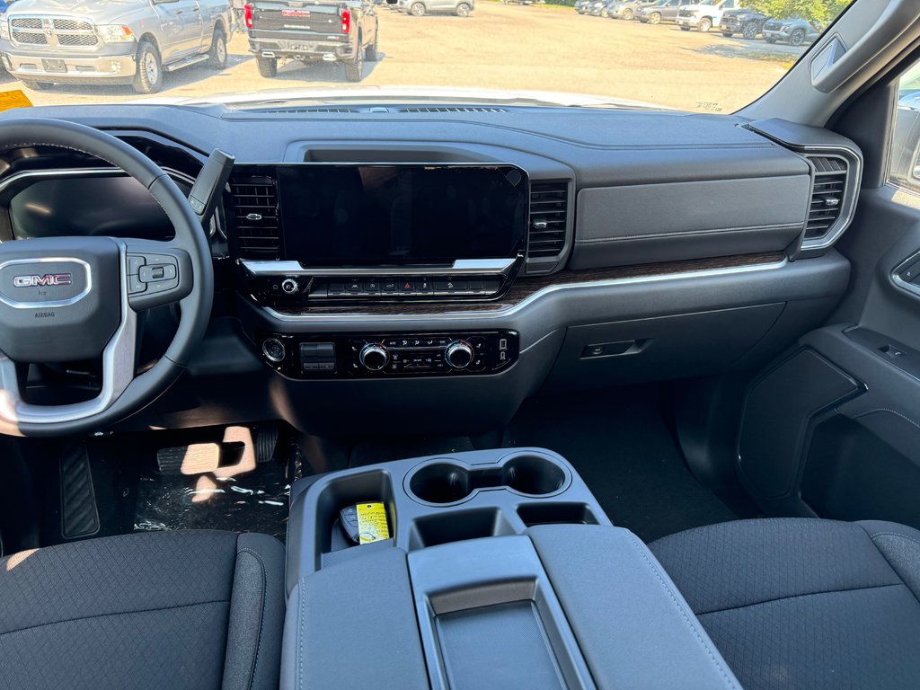 2026 GMC SIERRA 1500 SLE CREW CAB 4WD in Sturgeon Falls, Ontario - 10 - w1024h768px