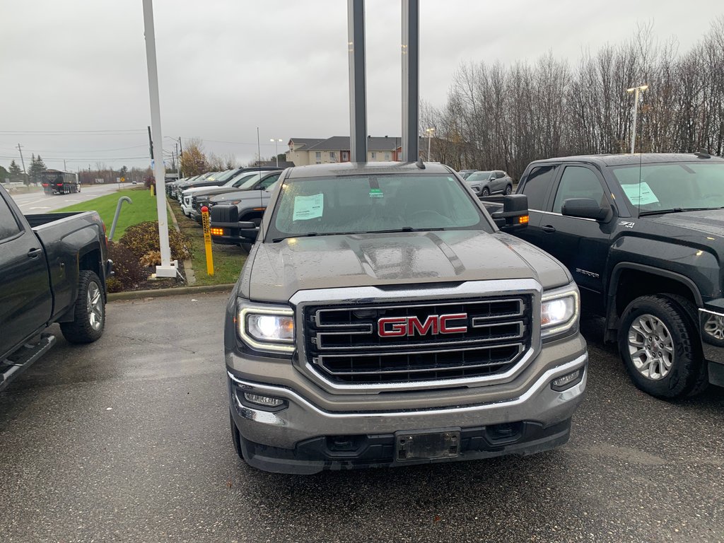 2017 GMC Sierra 1500 in Sturgeon Falls, Ontario - 5 - w1024h768px