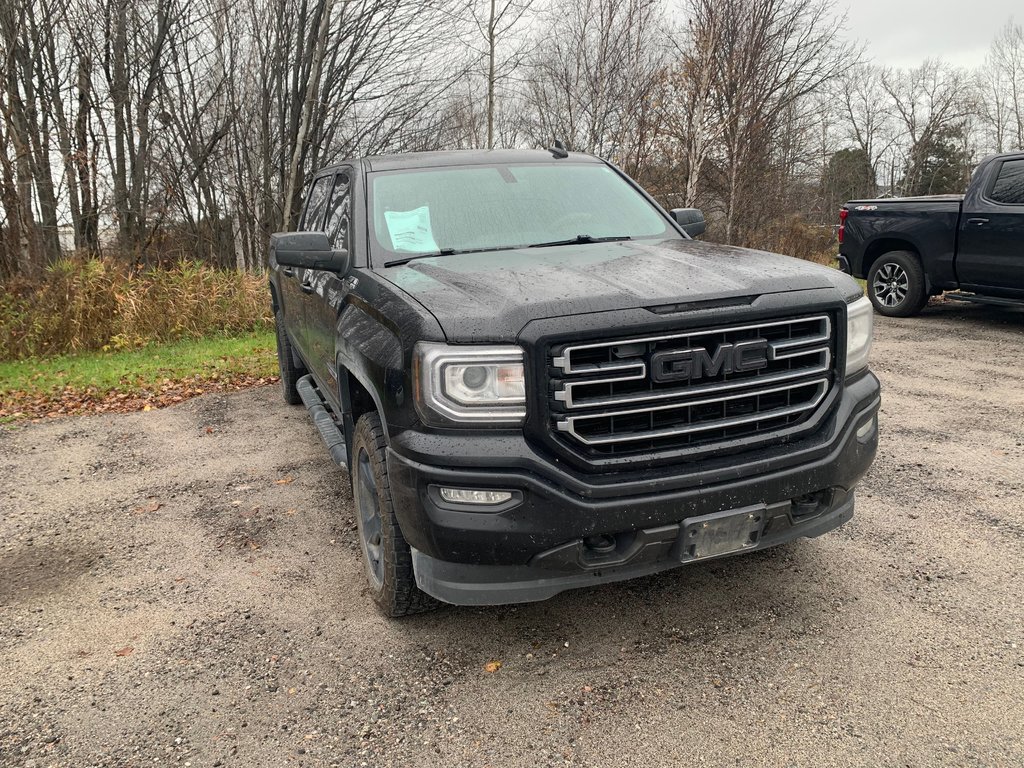 2017 GMC Sierra 1500 in Sturgeon Falls, Ontario - 3 - w1024h768px