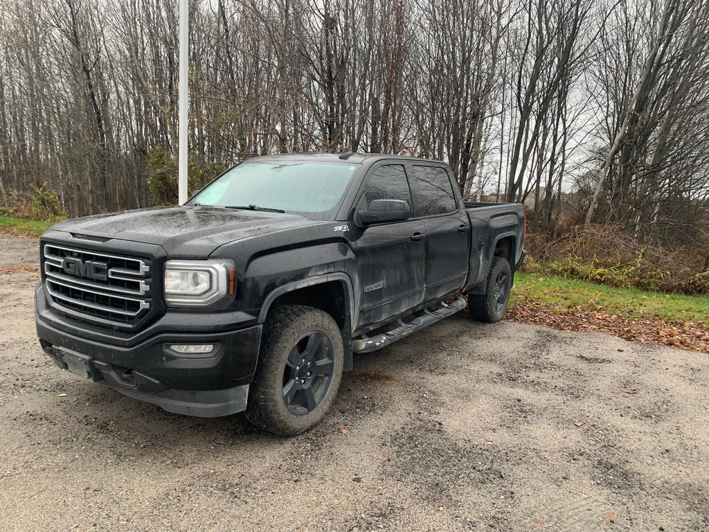 2017 GMC Sierra 1500 in Sturgeon Falls, Ontario - 1 - w1024h768px