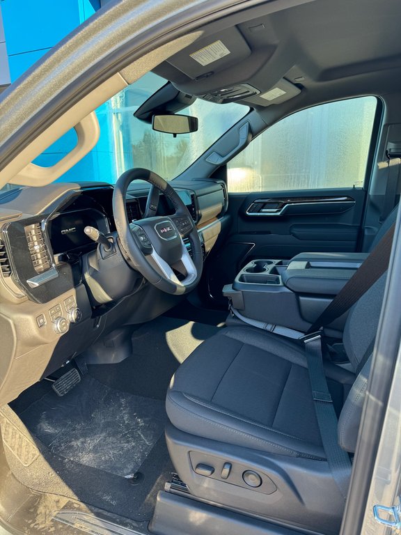 2026 GMC SIERRA 1500 in Sturgeon Falls, Ontario - 12 - w1024h768px