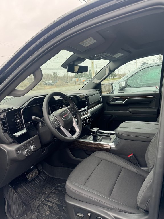 2026 GMC Sierra 1500 in Sturgeon Falls, Ontario - 9 - w1024h768px