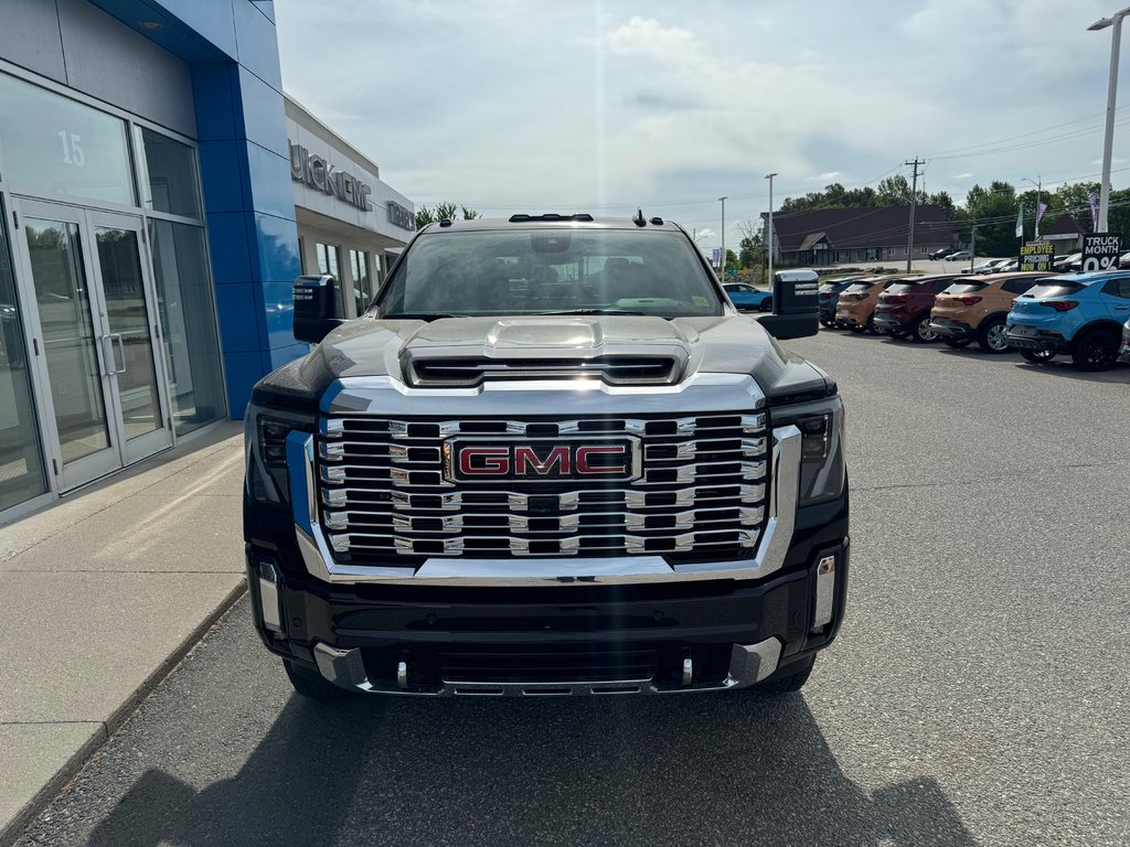 GMC SIERRA 2500 DENALI CREW CAB  2025 à Sturgeon Falls, Ontario - 7 - w1024h768px