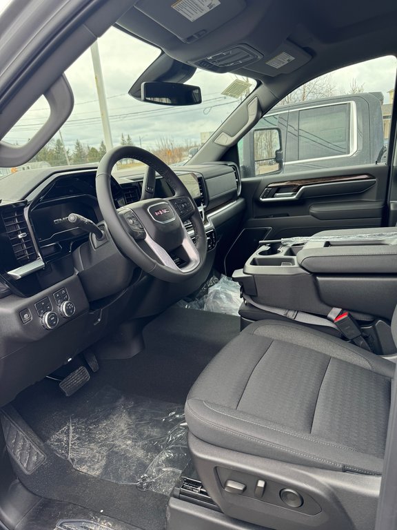 GMC Sierra 2500 HD  2025 à Sturgeon Falls, Ontario - 10 - w1024h768px