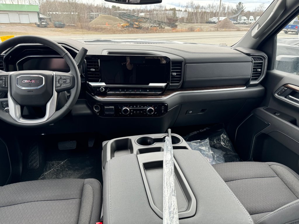 GMC Sierra 2500 HD  2025 à Sturgeon Falls, Ontario - 9 - w1024h768px