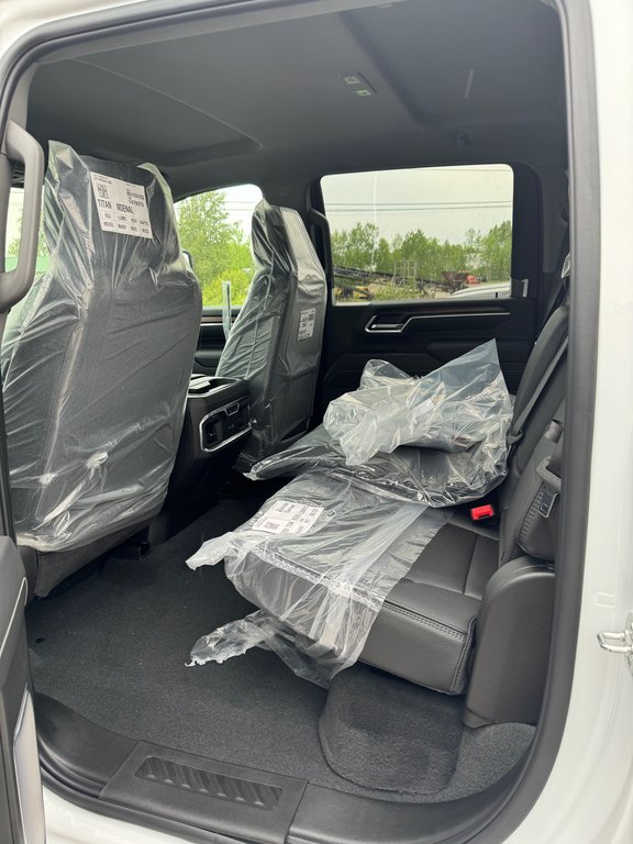 2025 GMC Sierra 2500 HD in Sturgeon Falls, Ontario - 8 - w1024h768px
