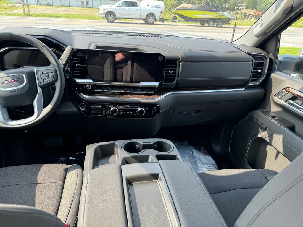 GMC Sierra 2500 HD  2025 à Sturgeon Falls, Ontario - 8 - w1024h768px