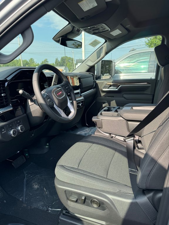 GMC Sierra 2500 HD  2025 à Sturgeon Falls, Ontario - 9 - w1024h768px