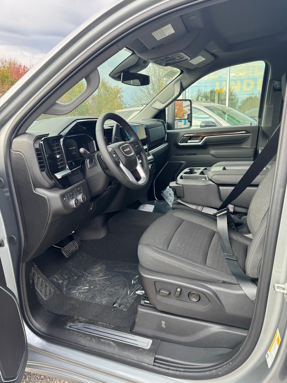 2026 GMC Sierra 2500 HD in Sturgeon Falls, Ontario - 11 - w1024h768px