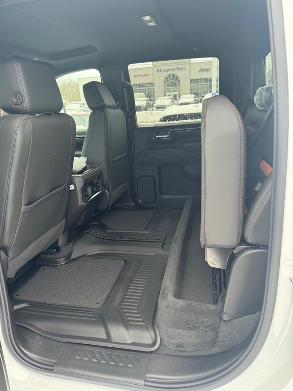 2026 GMC Sierra 2500 HD in Sturgeon Falls, Ontario - 8 - w1024h768px