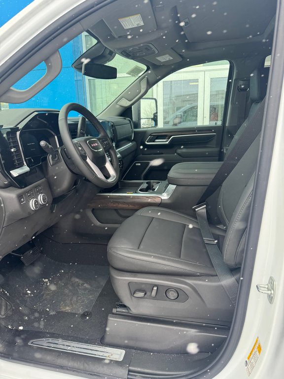 2026 GMC Sierra 2500 HD in Sturgeon Falls, Ontario - 10 - w1024h768px