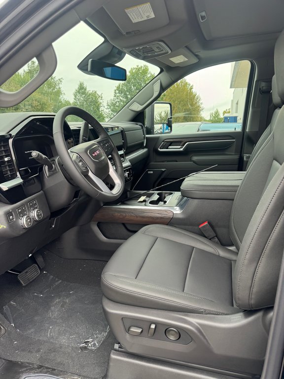 2026 GMC Sierra 2500 HD in Sturgeon Falls, Ontario - 10 - w1024h768px
