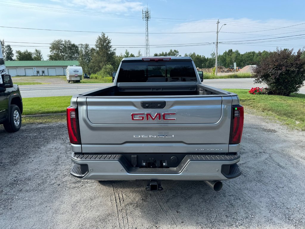 GMC Sierra 3500 HD  2025 à Sturgeon Falls, Ontario - 4 - w1024h768px