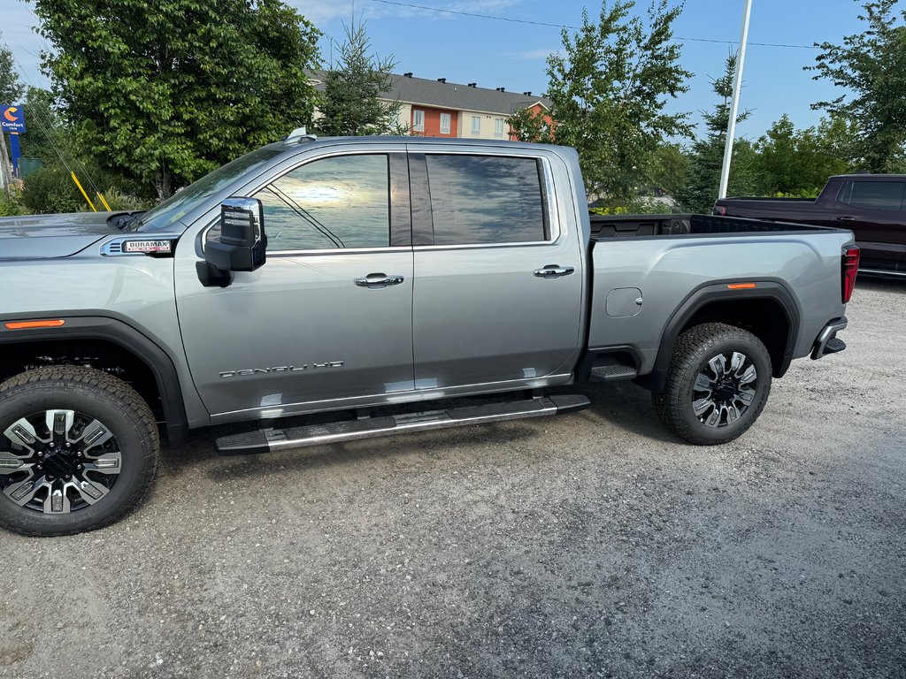 GMC Sierra 3500 HD  2025 à Sturgeon Falls, Ontario - 2 - w1024h768px