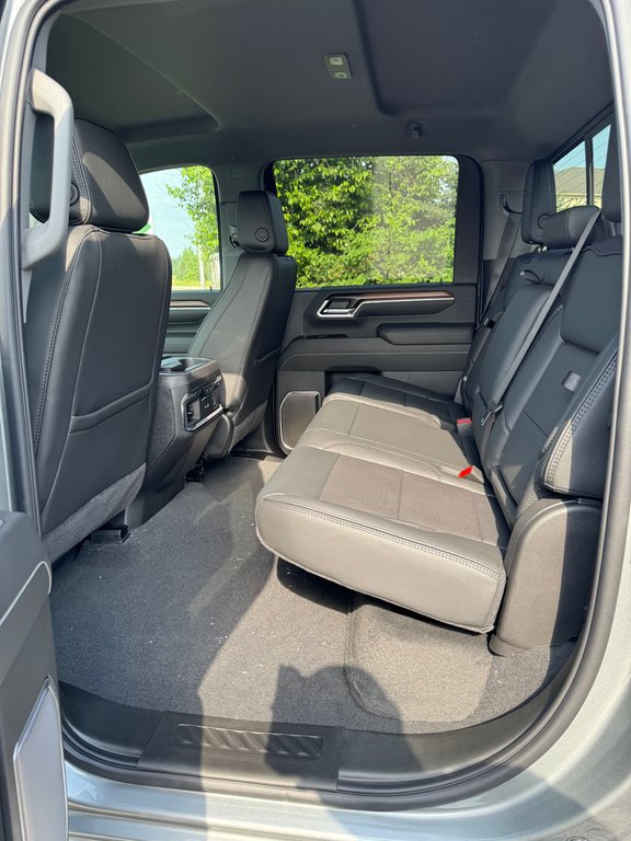 GMC Sierra 3500 HD  2025 à Sturgeon Falls, Ontario - 9 - w1024h768px