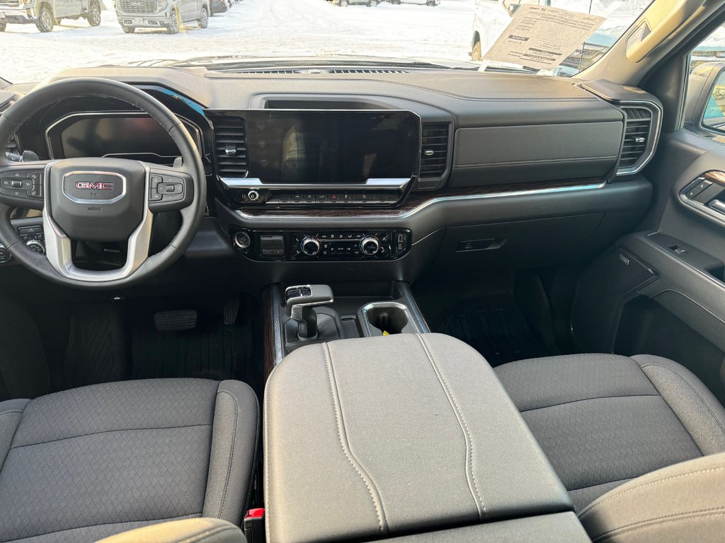 2024 GMC Sierra Short BOX Crew CAB 1500 4WD in Sturgeon Falls, Ontario - 11 - w1024h768px