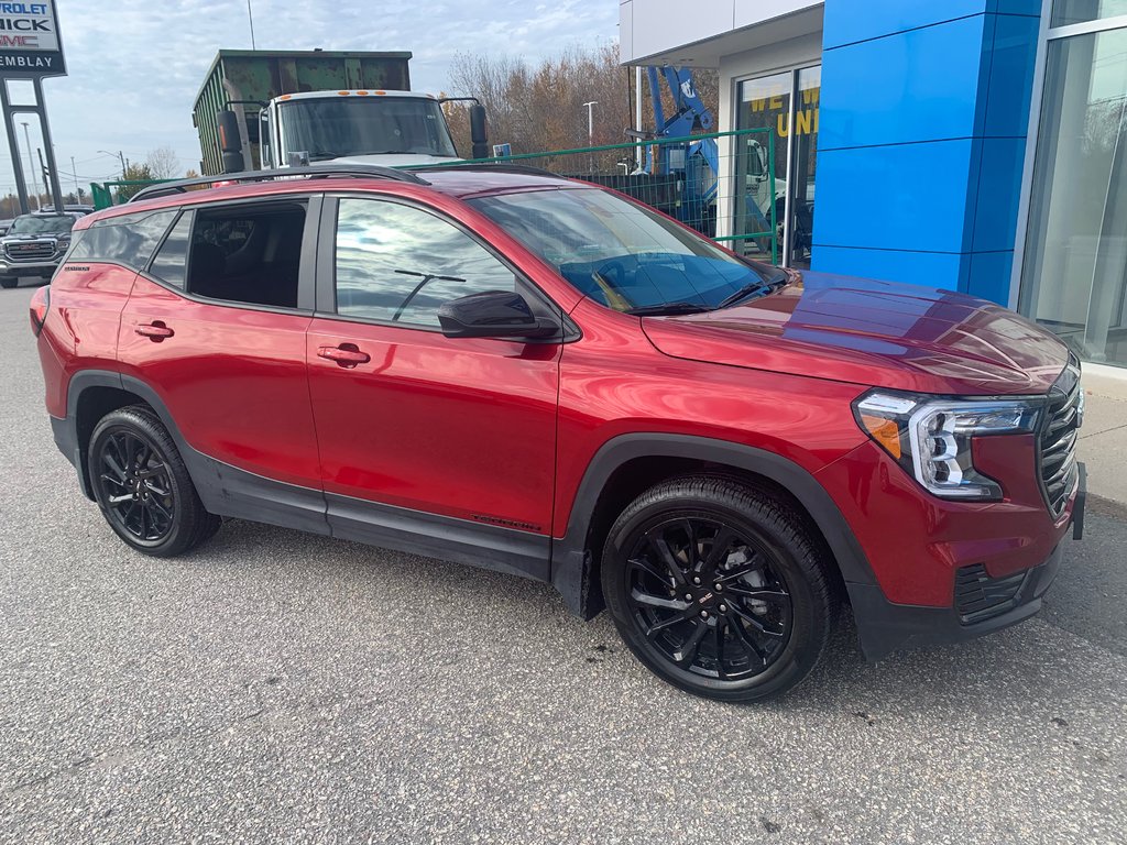 GMC TERRAIN SLE AWD  2024 à Sturgeon Falls, Ontario - 7 - w1024h768px