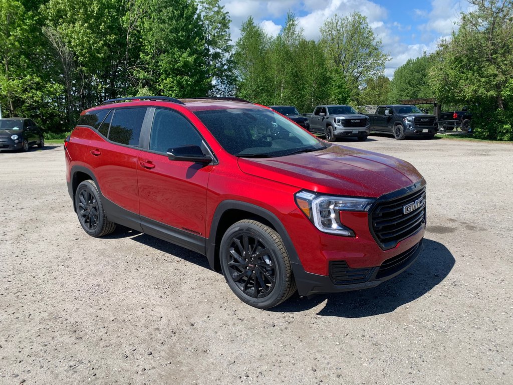 GMC Terrain  2024 à Sturgeon Falls, Ontario - 1 - w1024h768px