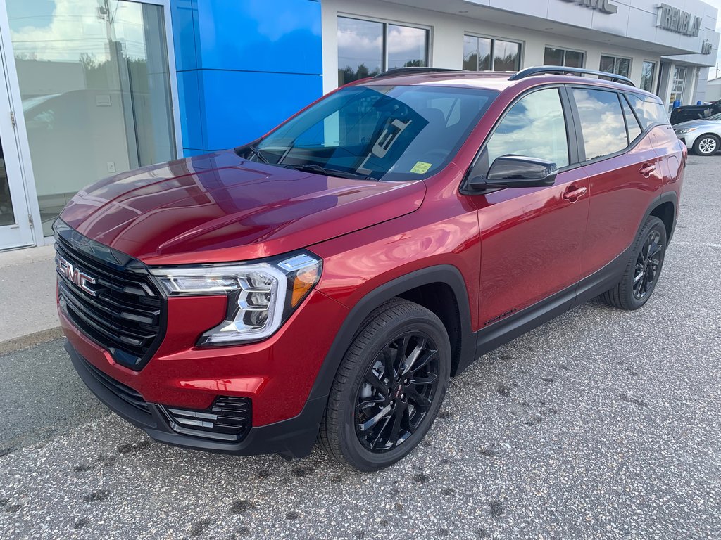 2024 GMC Terrain in Sturgeon Falls, Ontario - 1 - w1024h768px