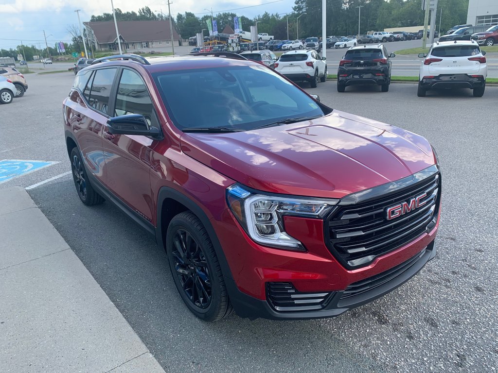 GMC Terrain  2024 à Sturgeon Falls, Ontario - 7 - w1024h768px