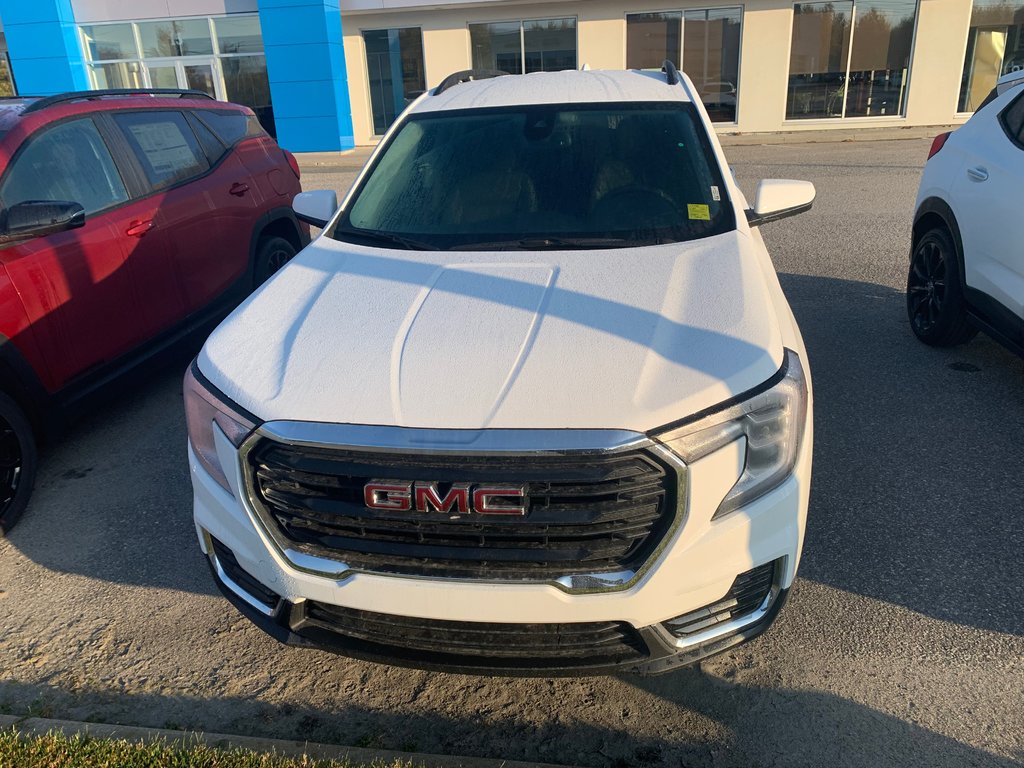 2024 GMC Terrain in Sturgeon Falls, Ontario - 2 - w1024h768px