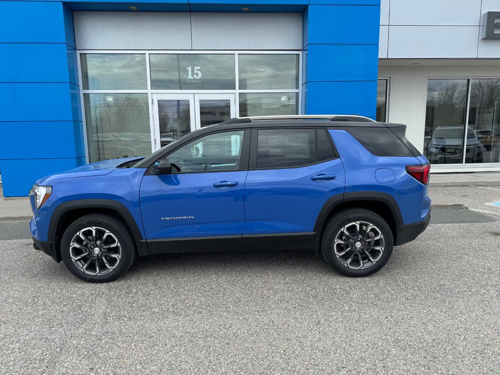 2025 GMC Terrain in Sturgeon Falls, Ontario - 2 - w1024h768px