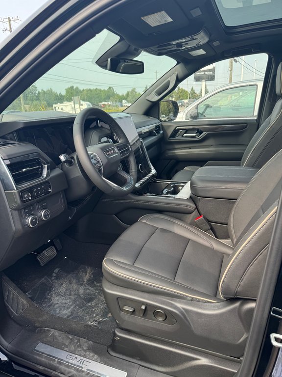 2025 GMC Yukon Elevation 4WD in Sturgeon Falls, Ontario - 10 - w1024h768px