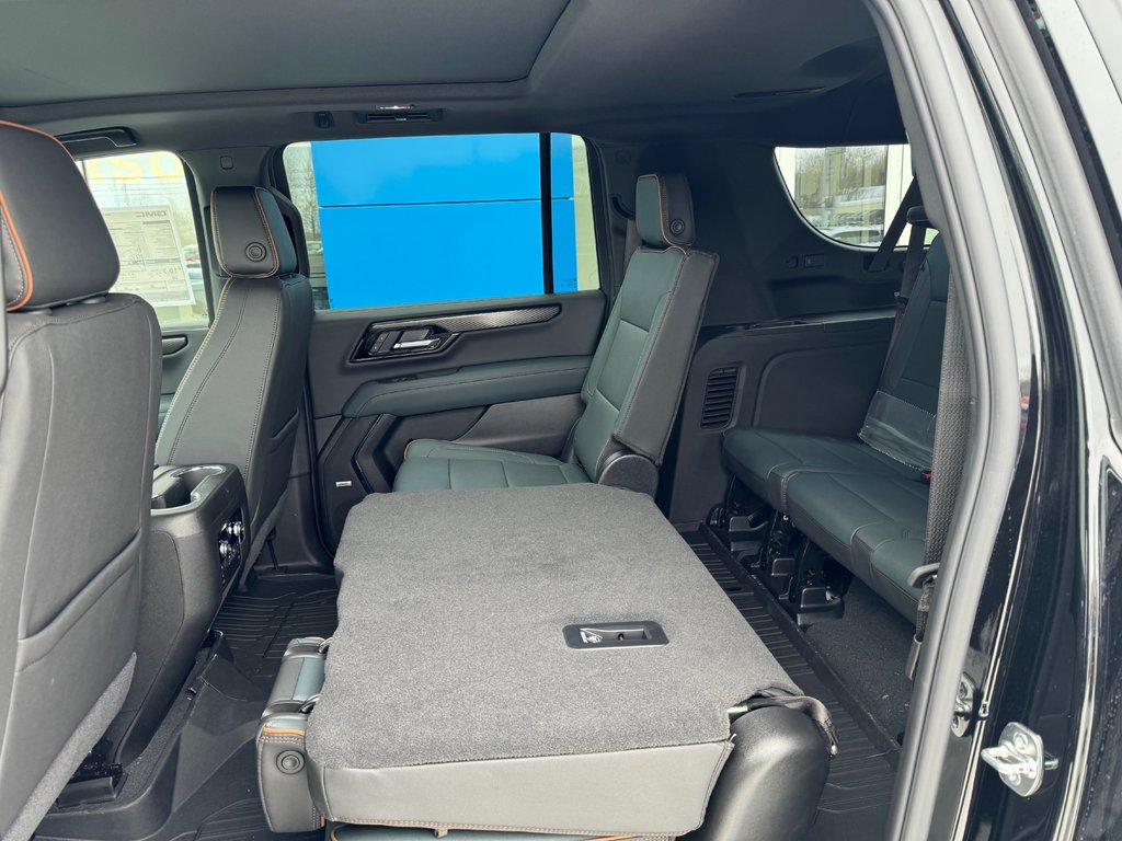 2026 GMC Yukon XL in Sturgeon Falls, Ontario - 9 - w1024h768px