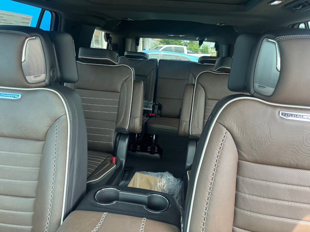 2026 GMC Yukon in Sturgeon Falls, Ontario - 12 - w1024h768px