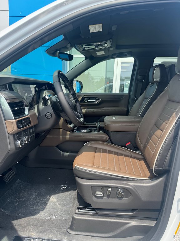 2026 GMC Yukon in Sturgeon Falls, Ontario - 11 - w1024h768px