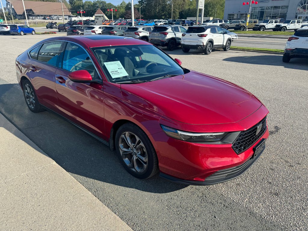 Honda ACCORDBase  2023 à Sturgeon Falls, Ontario - 6 - w1024h768px